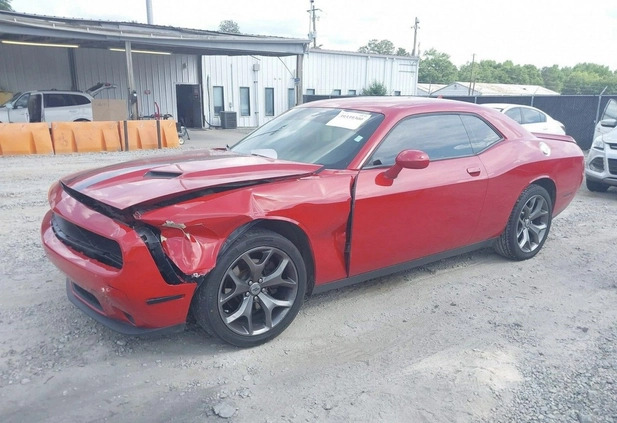 Dodge Challenger cena 38500 przebieg: 99540, rok produkcji 2017 z Kwidzyn małe 67